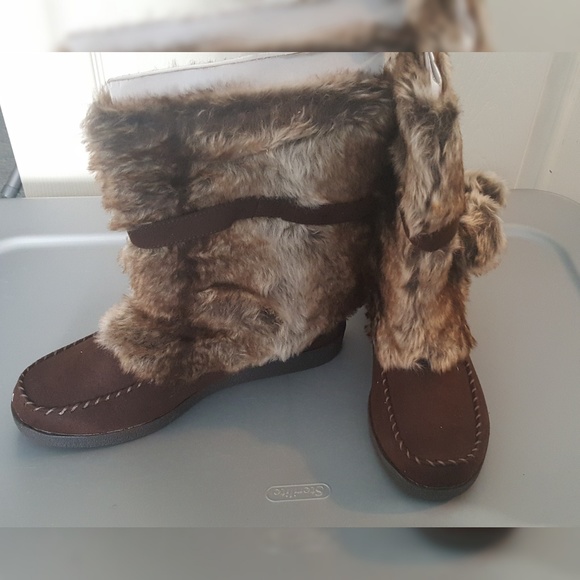 payless fur boots